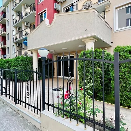 Bratanov Vip Zone Maisonettes 606 & 609 * 阳光海滩