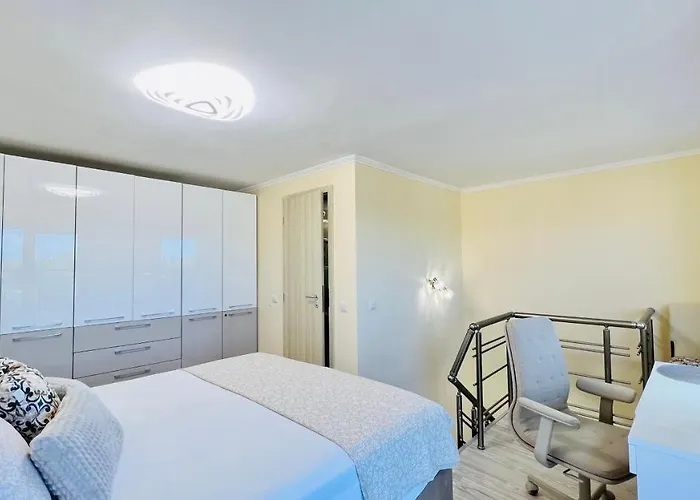 Bratanov Vip Zone Maisonettes 606 & 609