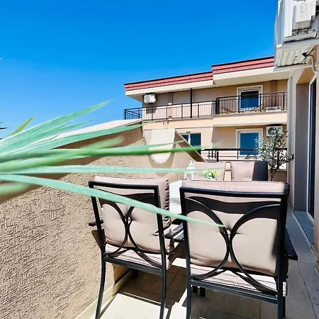 Bratanov Vip Zone Maisonettes 606 & 609 Апартаменты