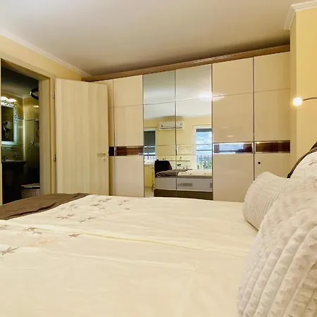 Bratanov Vip Zone Maisonettes 606 & 609 Апартаменты Солнечный берег