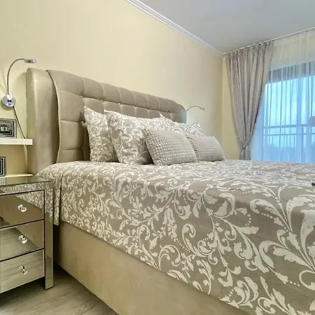 Bratanov Vip Zone Maisonettes 606 & 609 Апартаменты Солнечный берег