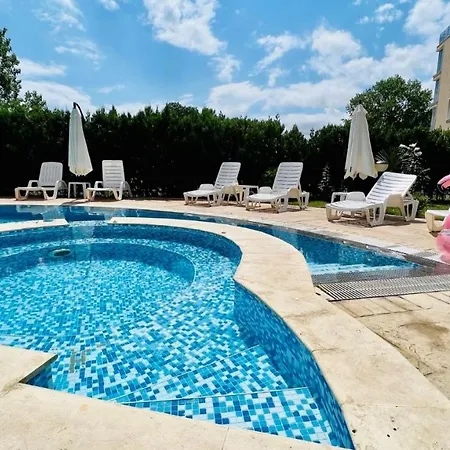 Апартаменти Bratanov Vip Zone Maisonettes 606 & 609 *