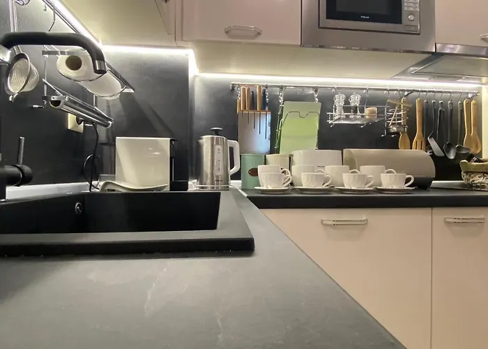 Bratanov Vip Zone Maisonettes 606 & 609